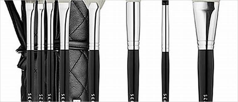 Best travel makeup brush set, compact makeup brush set, versatile travel beauty tools