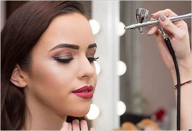 - best airbrush makeup application