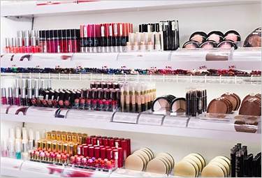 best makeup stores 2024, top beauty retailers, makeup shops near me, latest cosmetic emporiums, beauty salon trends, best makeup outlet images